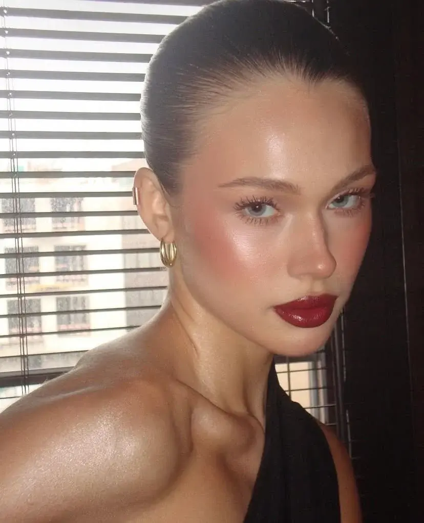 Slick Bun Makeup
